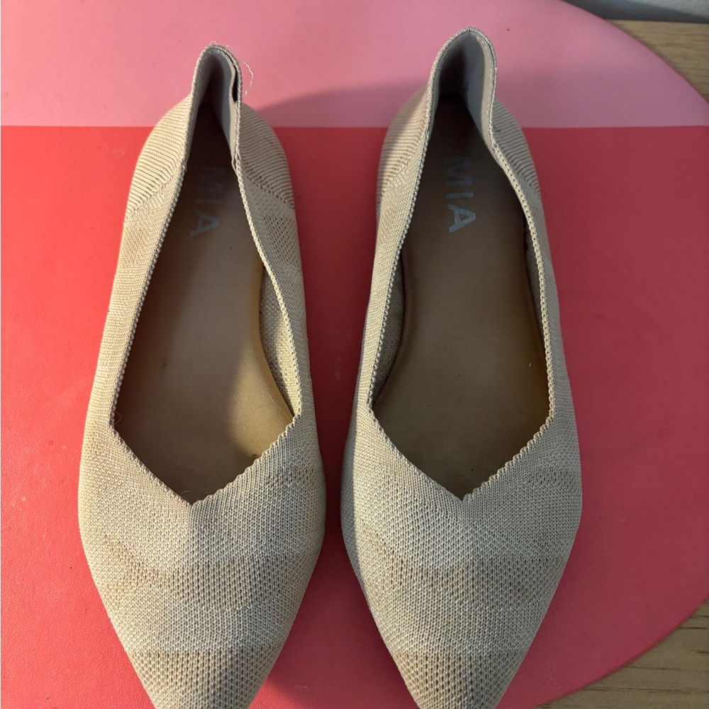 MIA Women's Beige Textured Flats
